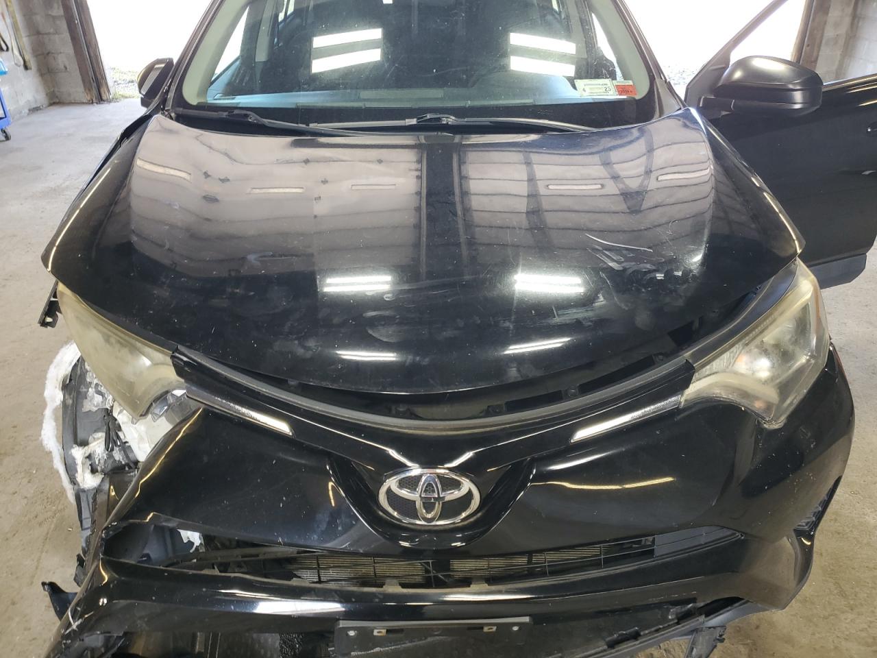 2016 Toyota Rav4 Le VIN: 2T3BFREV4GW424352 Lot: 64697654