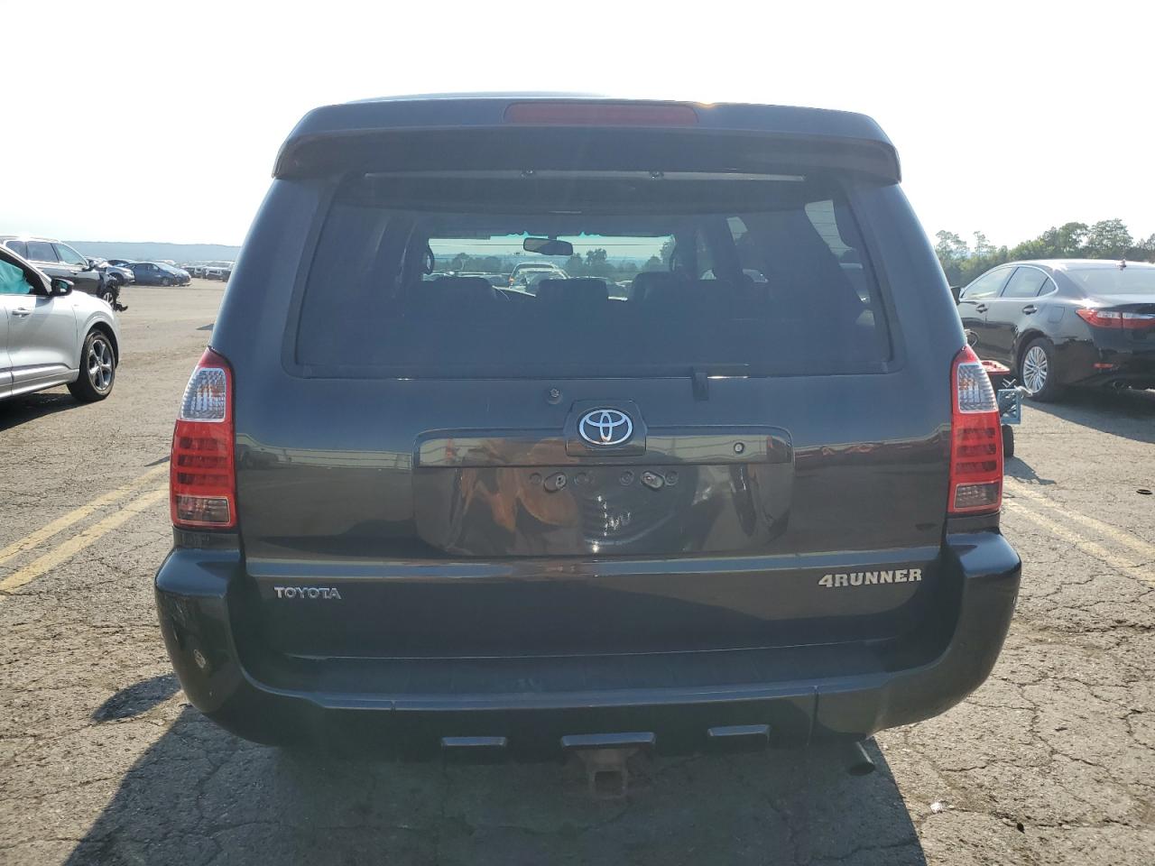 2008 Toyota 4Runner Limited VIN: JTEBU17R18K004920 Lot: 63221054