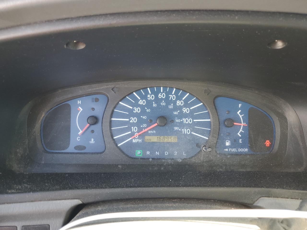 2002 Toyota Sienna Ce VIN: 4T3ZF19C42U488330 Lot: 61501914