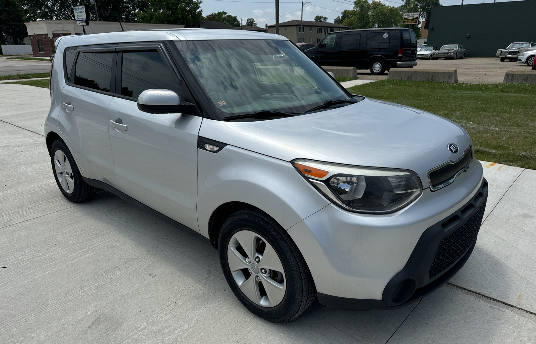 2014 Kia Soul vin: KNDJN2A29E7724754