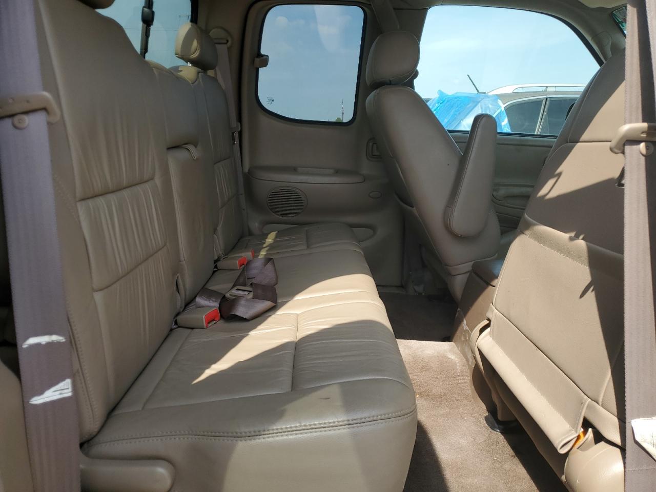 2000 Toyota Tundra Access Cab Limited VIN: 5TBRT3819YS039961 Lot: 63671224