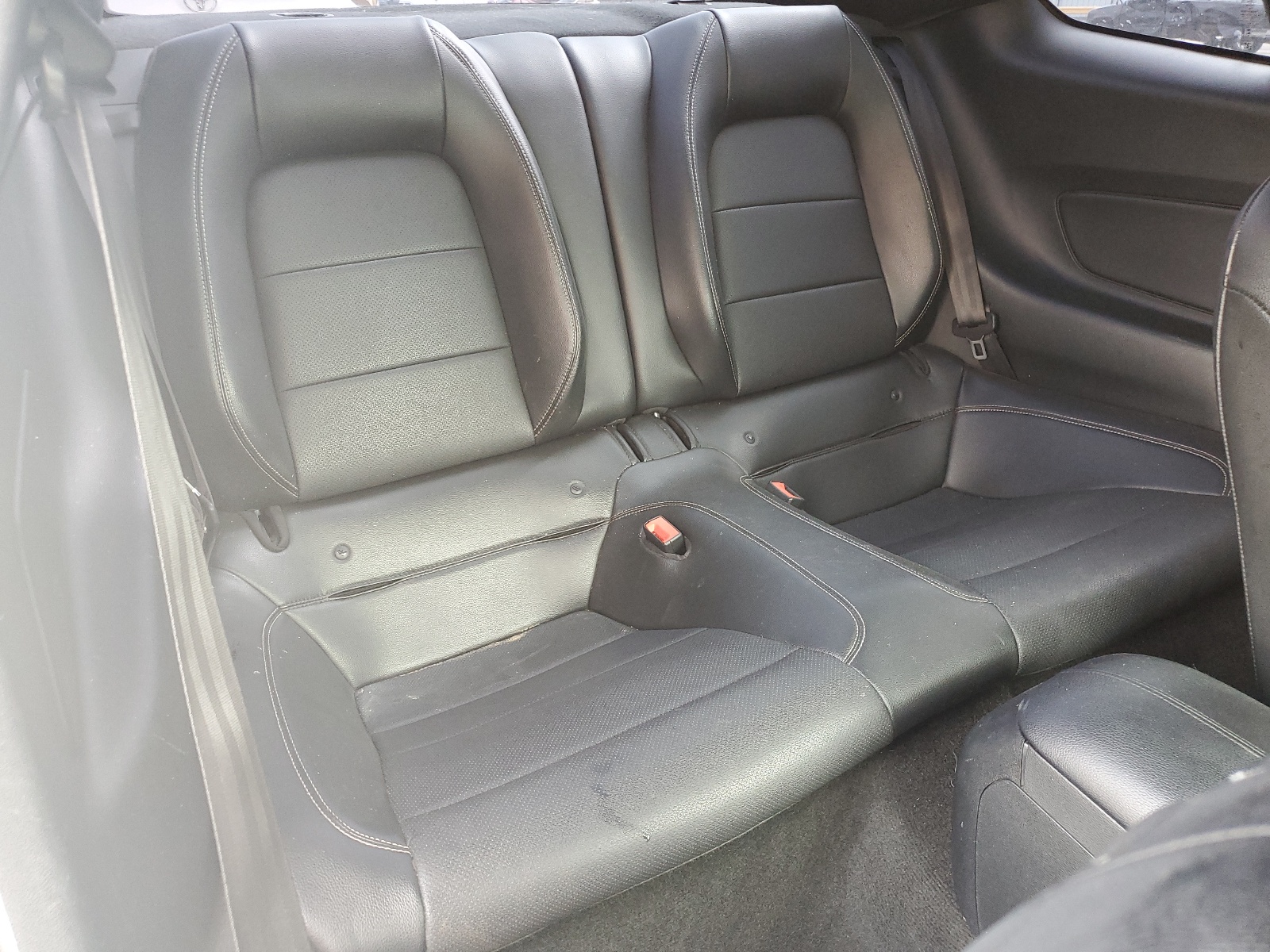 1FA6P8TH5J5115581 2018 Ford Mustang