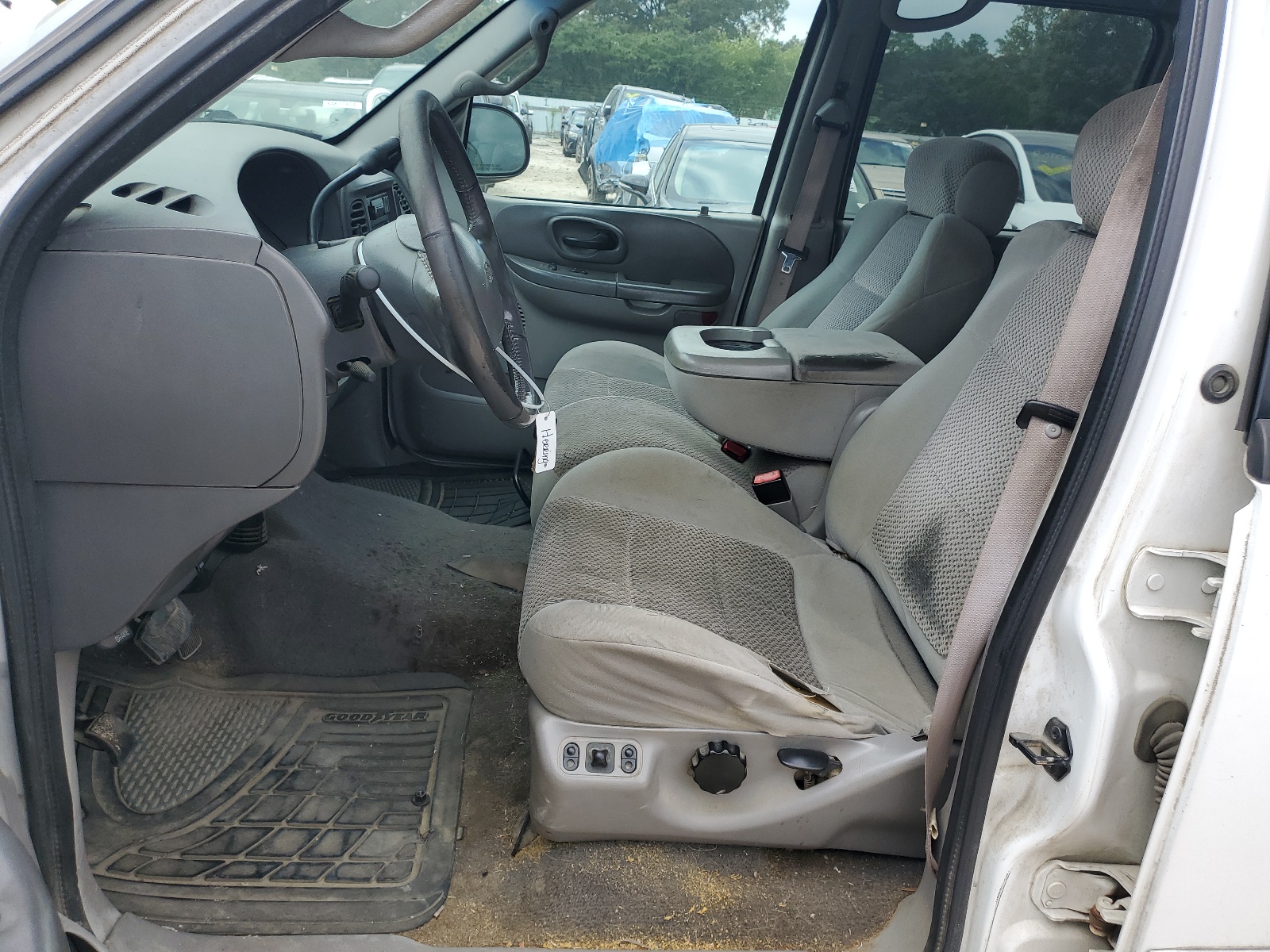 1FTRW08L12KA47663 2002 Ford F150 Supercrew