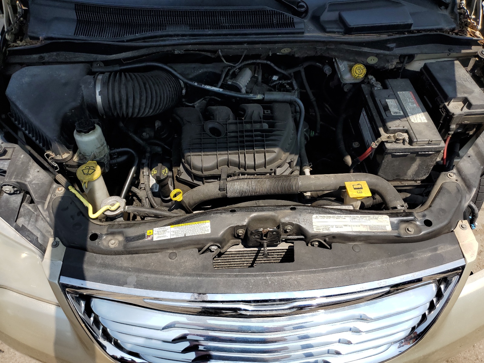 2A4RR6DG8BR760414 2011 Chrysler Town & Country Limited