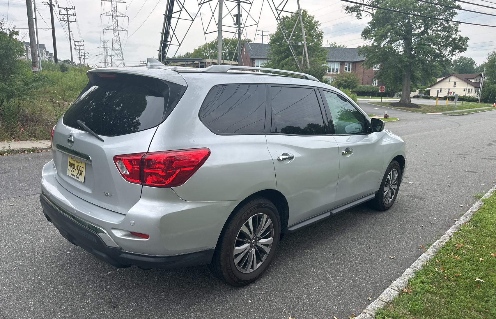 2020 Nissan Pathfinder Sv vin: 5N1DR2BNXLC602155