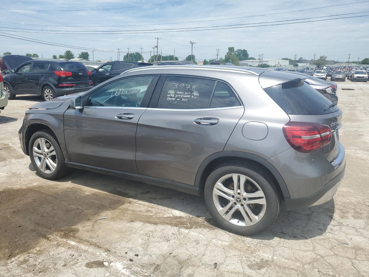 WDCTG4GB9KJ593985 2019 MERCEDES-BENZ GLA CLASS - Image 2