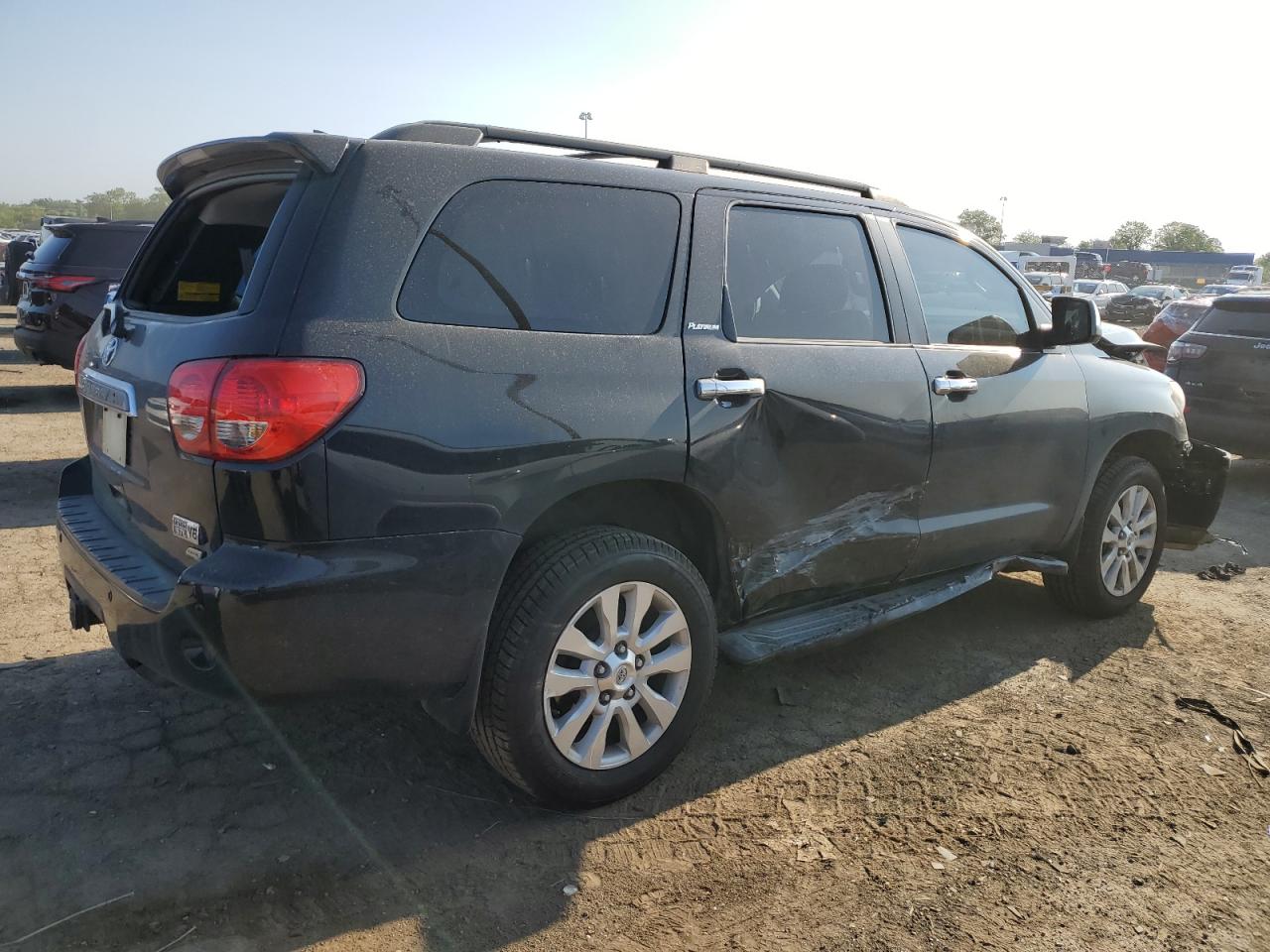 2012 Toyota Sequoia Platinum VIN: 5TDDW5G12CS058558 Lot: 64671184