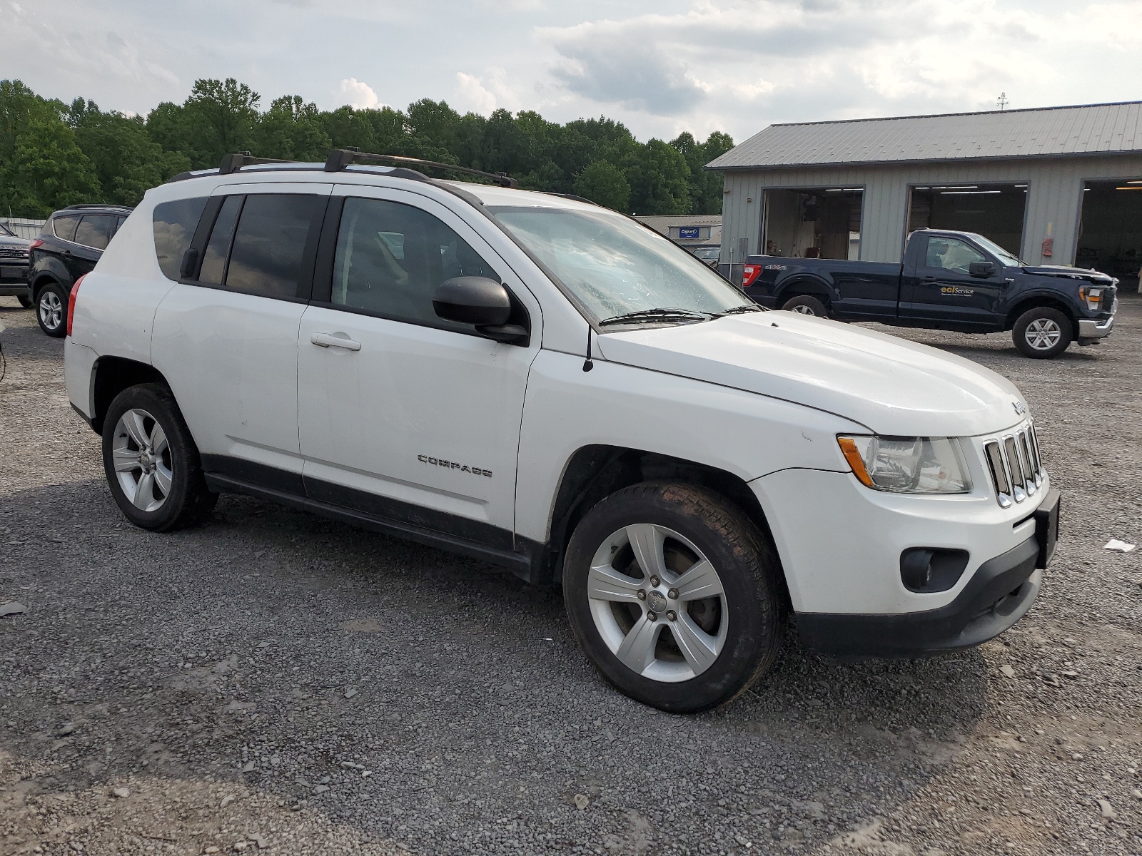 2013 Jeep Compass Latitude vin: 1C4NJDEB9DD246242