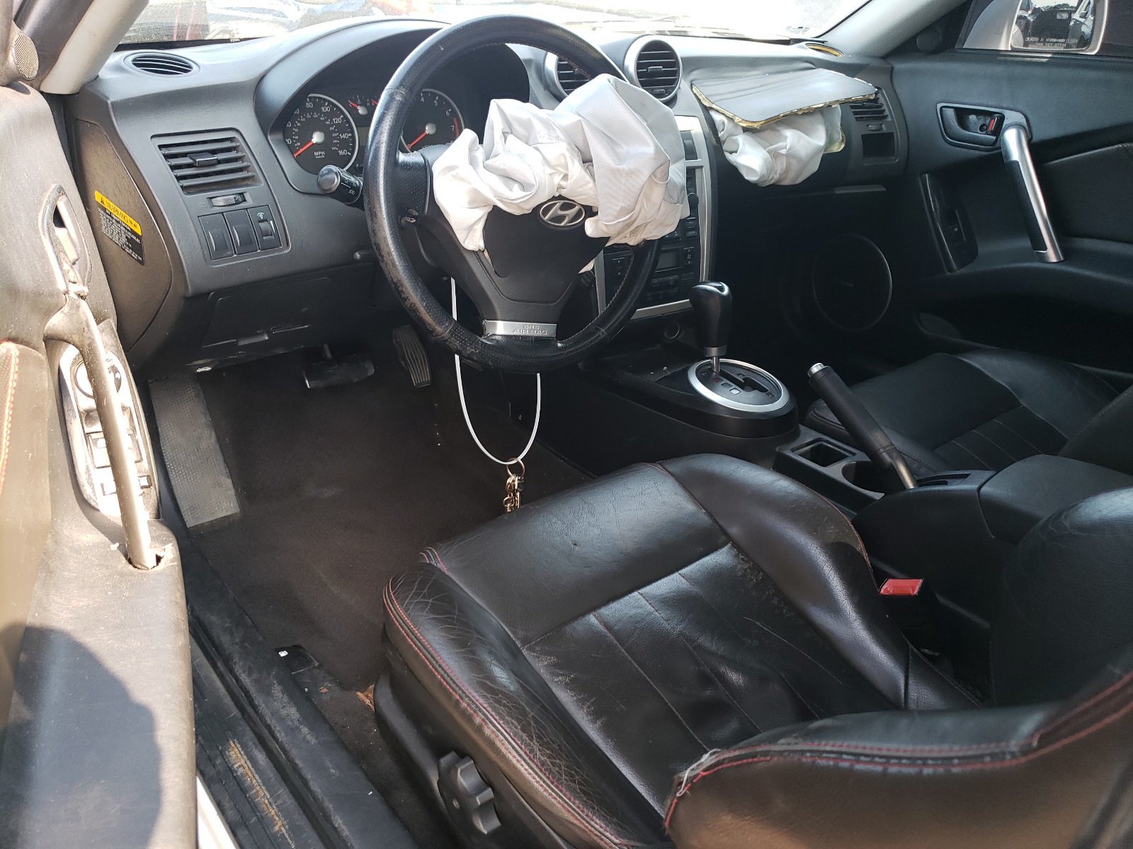 KMHHN65FX5U158765 2005 Hyundai Tiburon Gt