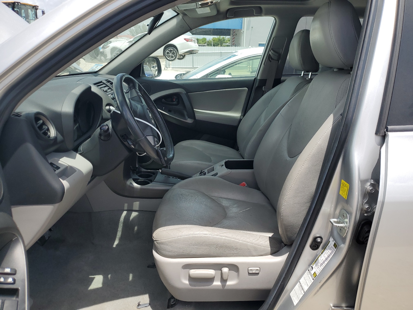 2T3DF4DV7AW063705 2010 Toyota Rav4 Limited