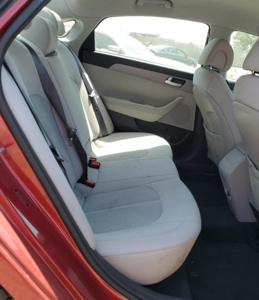 2015 Hyundai Sonata Se VIN: 5NPE24AF2FH212257 Lot: 64248044