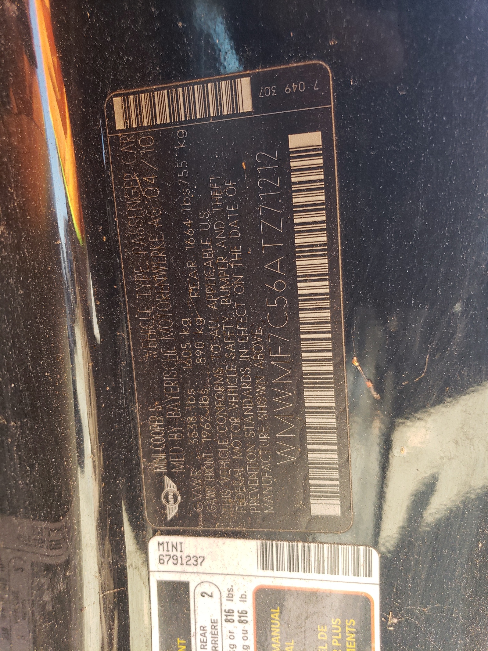 WMWMF7C56ATZ71212 2010 Mini Cooper S