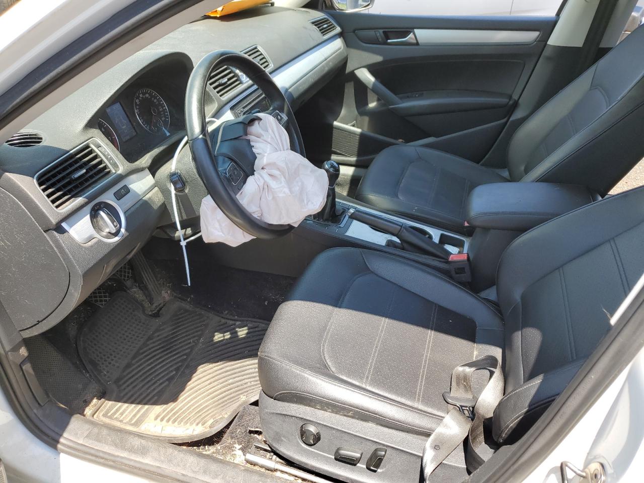 2013 Volkswagen Passat Se VIN: 1VWBP7A39DC057661 Lot: 61738604