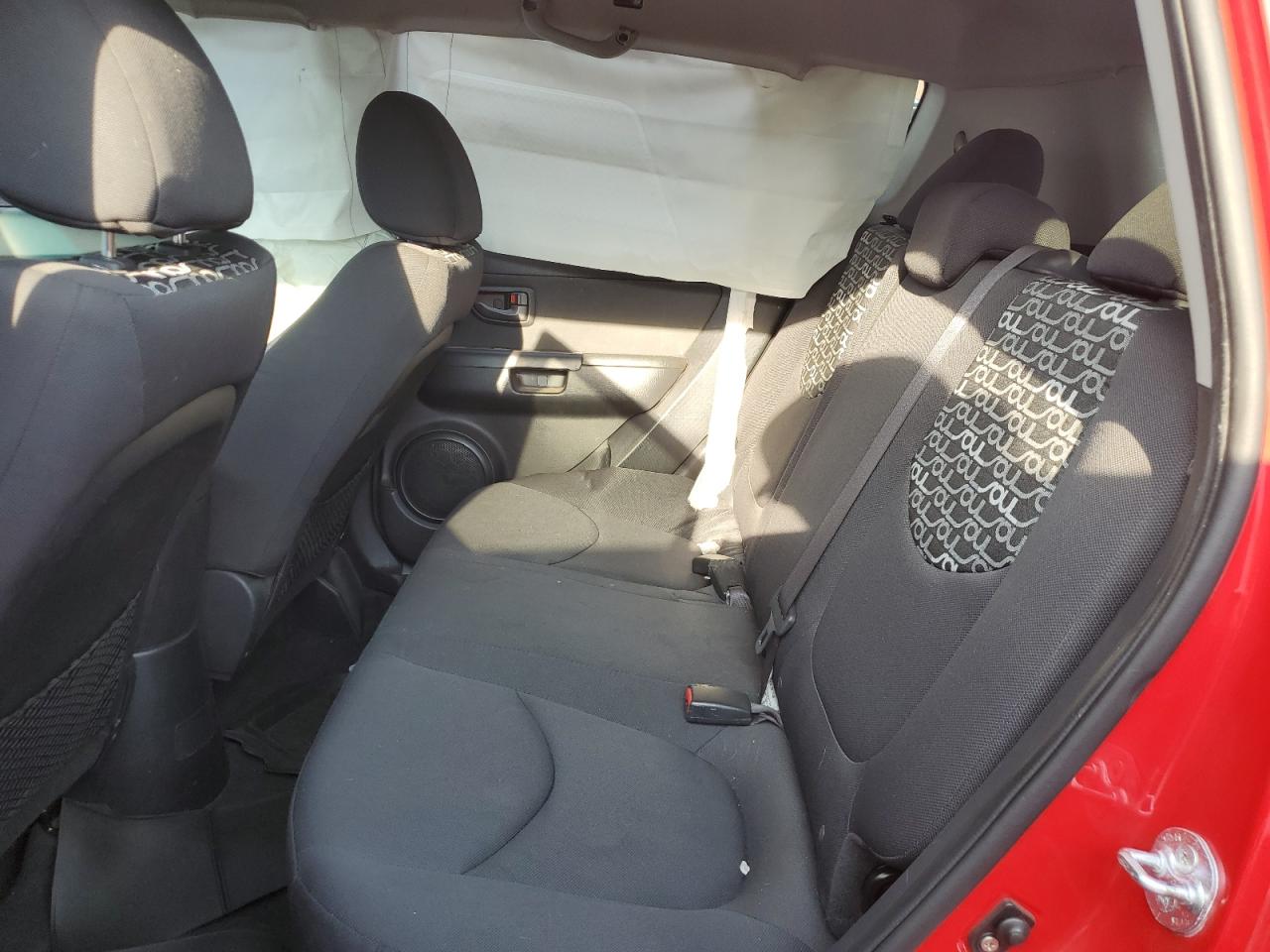 2011 Kia Soul + VIN: KNDJT2A27B7301740 Lot: 61673674