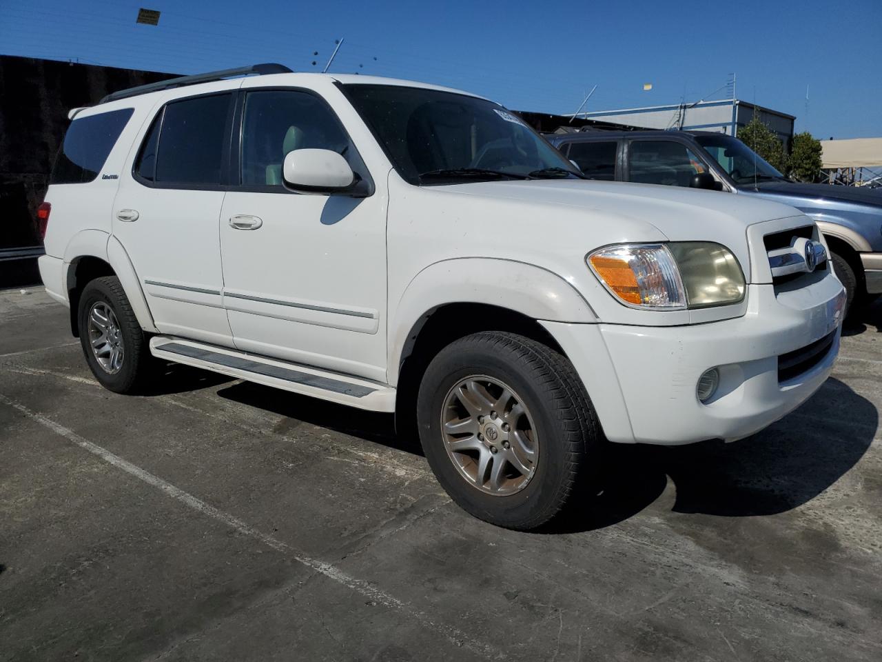 2005 Toyota Sequoia Limited VIN: 5TDZT38A25S262586 Lot: 63547494