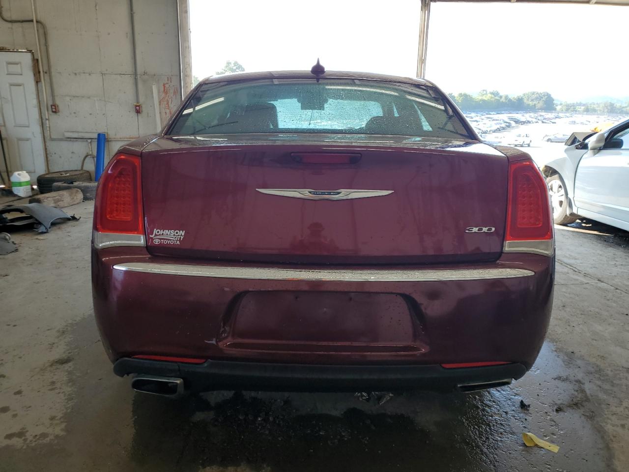 2016 Chrysler 300 Limited VIN: 2C3CCAAG4GH252334 Lot: 62745704