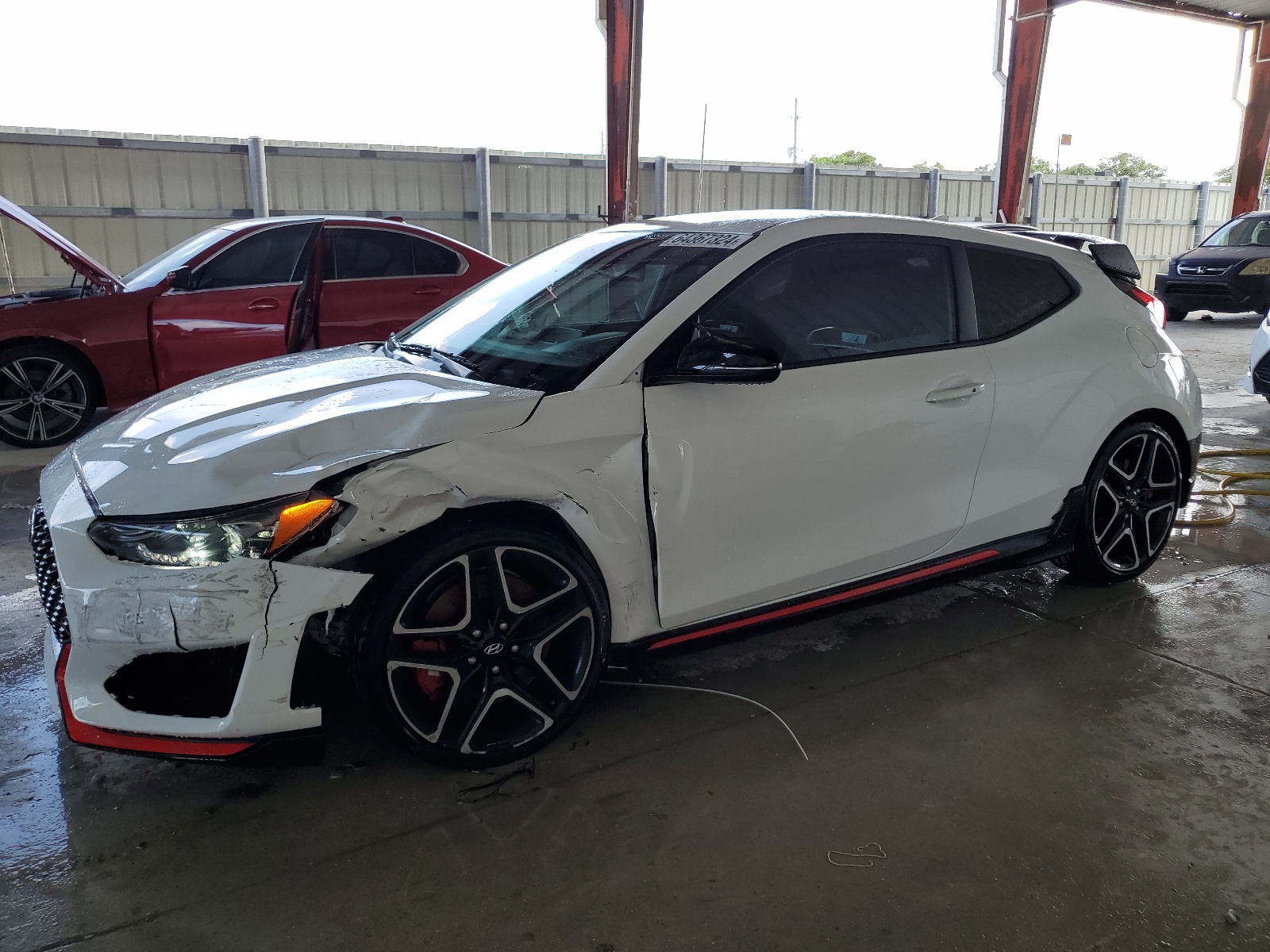 2022 Hyundai Veloster N vin: KMHT36AH2NU014683