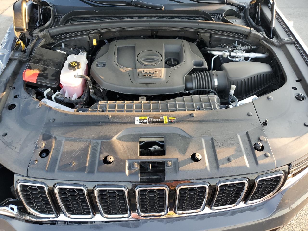 2023 Jeep Grand Cherokee L Overland VIN: 1C4RJJDG5P8818997 Lot: 62749524