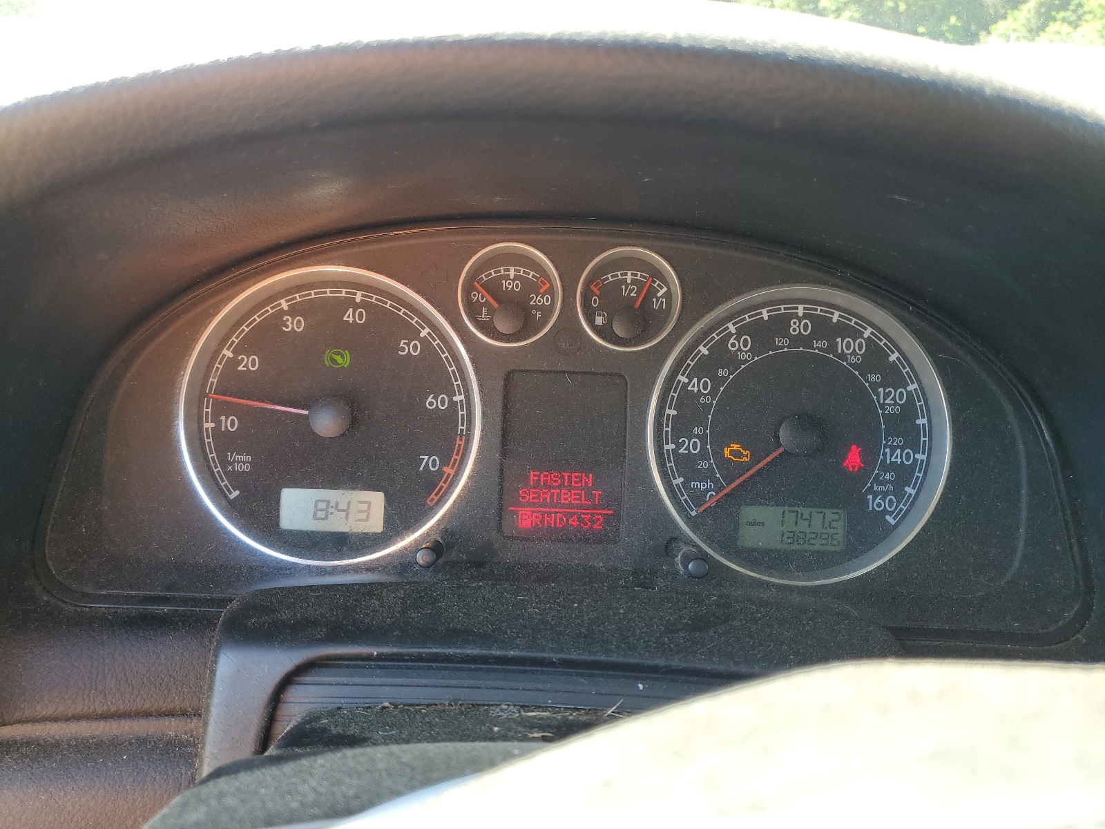 WVWWH63BX4E121887 2004 Volkswagen Passat Glx