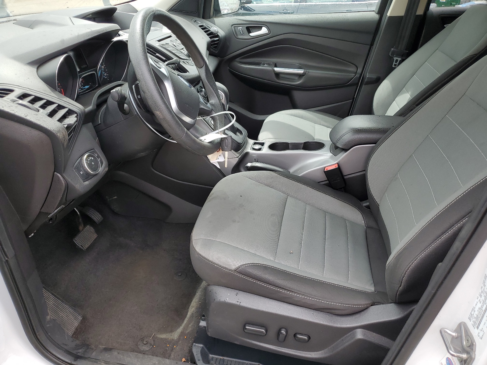 1FMCU9GX9GUB87049 2016 Ford Escape Se