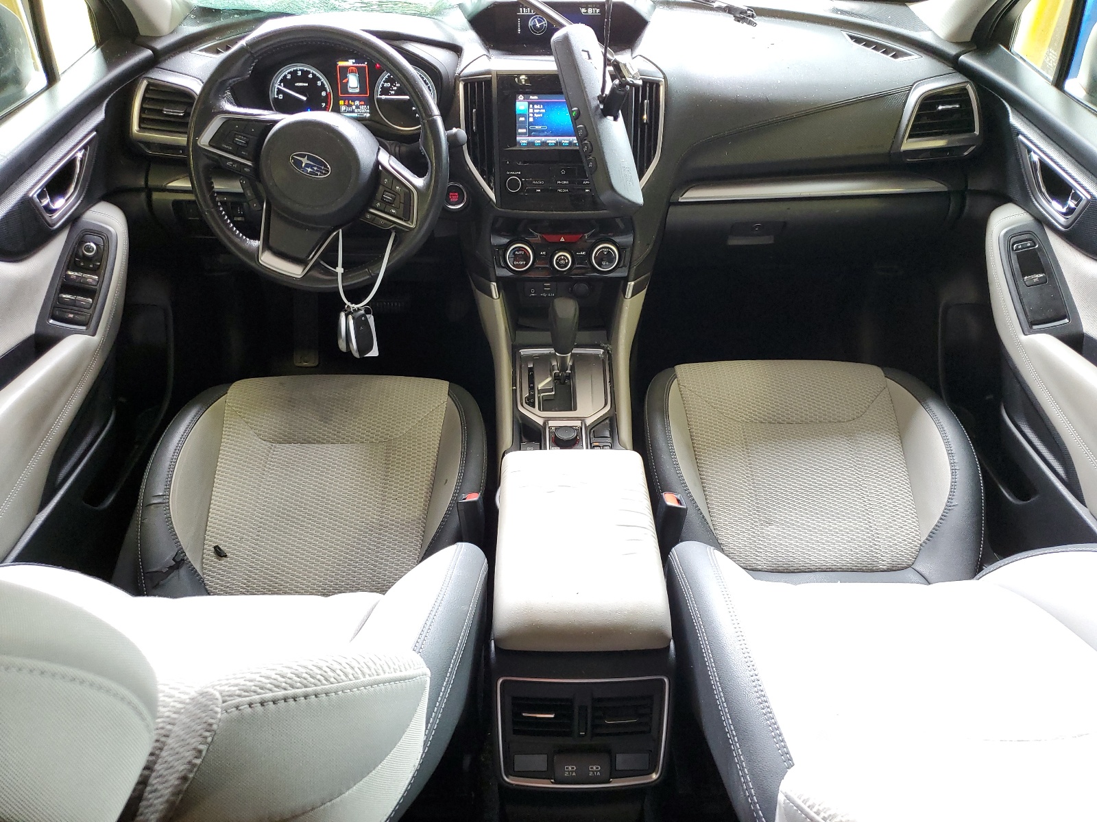 JF2SKAGC7KH495067 2019 Subaru Forester Premium