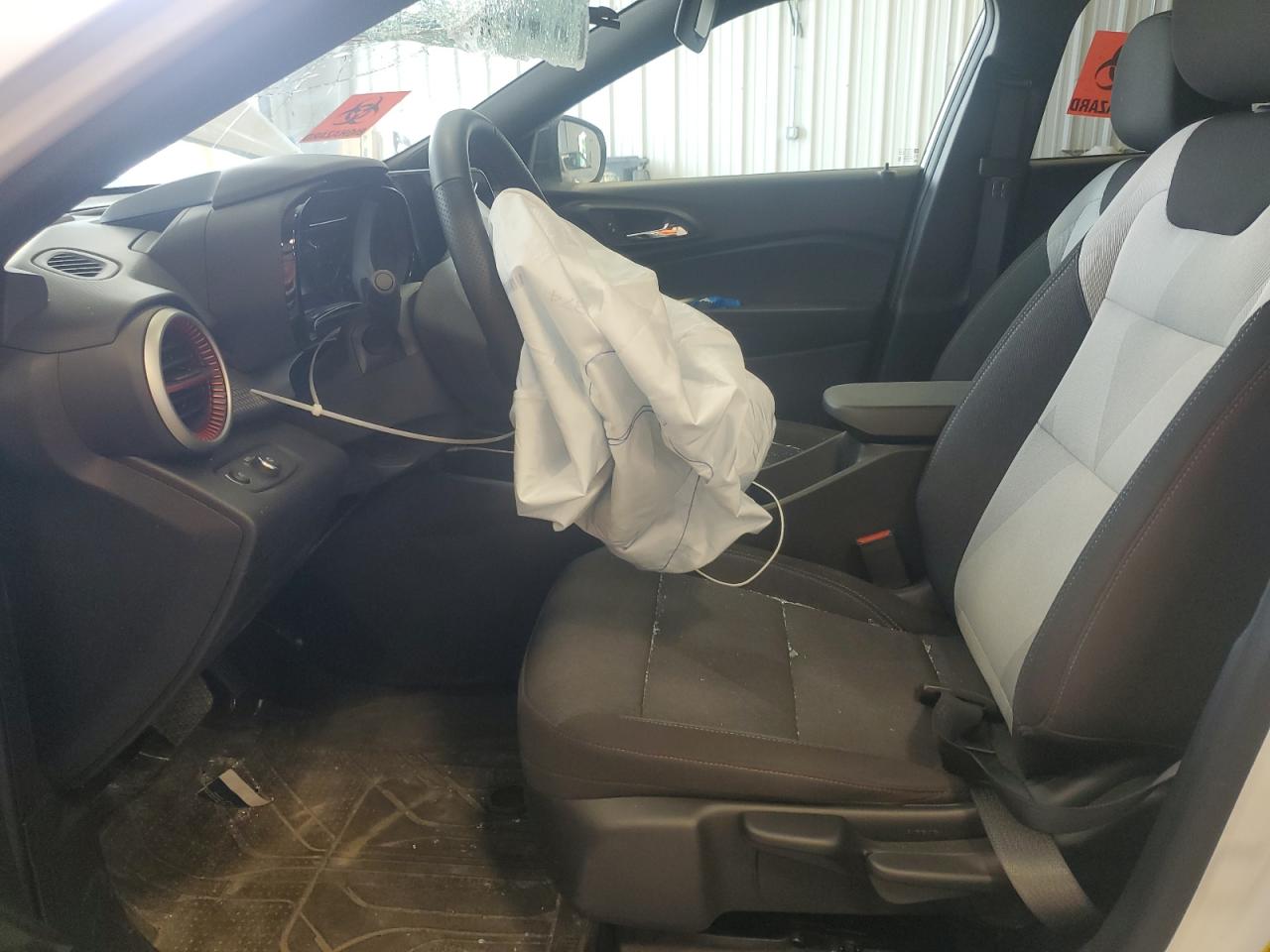 2024 Chevrolet Trax 1Rs VIN: KL77LGE24RC062566 Lot: 63337784