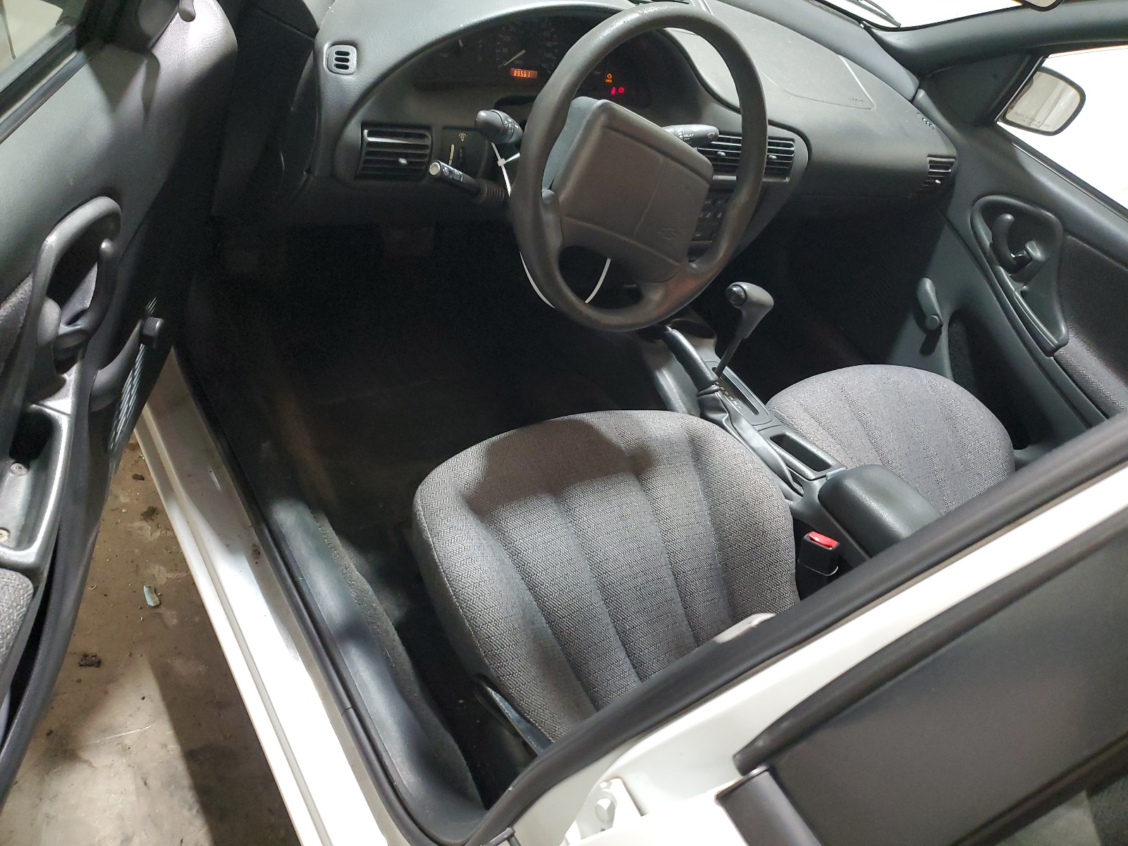 1G1JC524117389404 2001 Chevrolet Cavalier Base