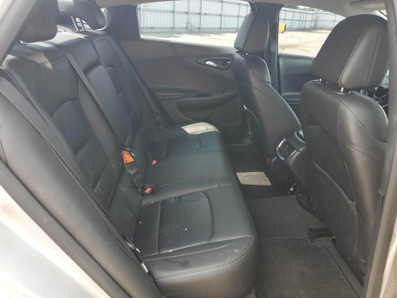 2016 Chevrolet Malibu - Image 10