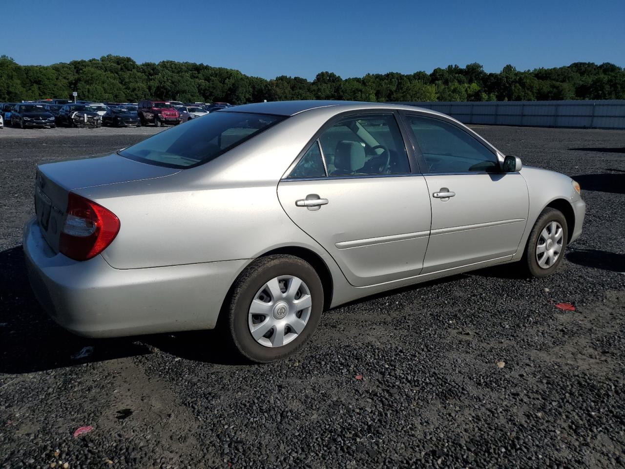 2004 Toyota Camry Le VIN: 4T1BE32K64U824282 Lot: 61377804