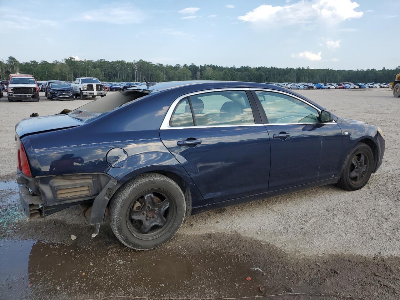 2008 Chevrolet Malibu - Image 3