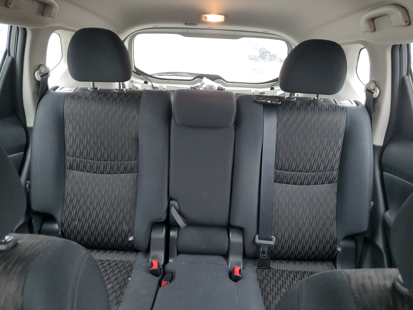 5N1AT2MT7JC711959 2018 Nissan Rogue S