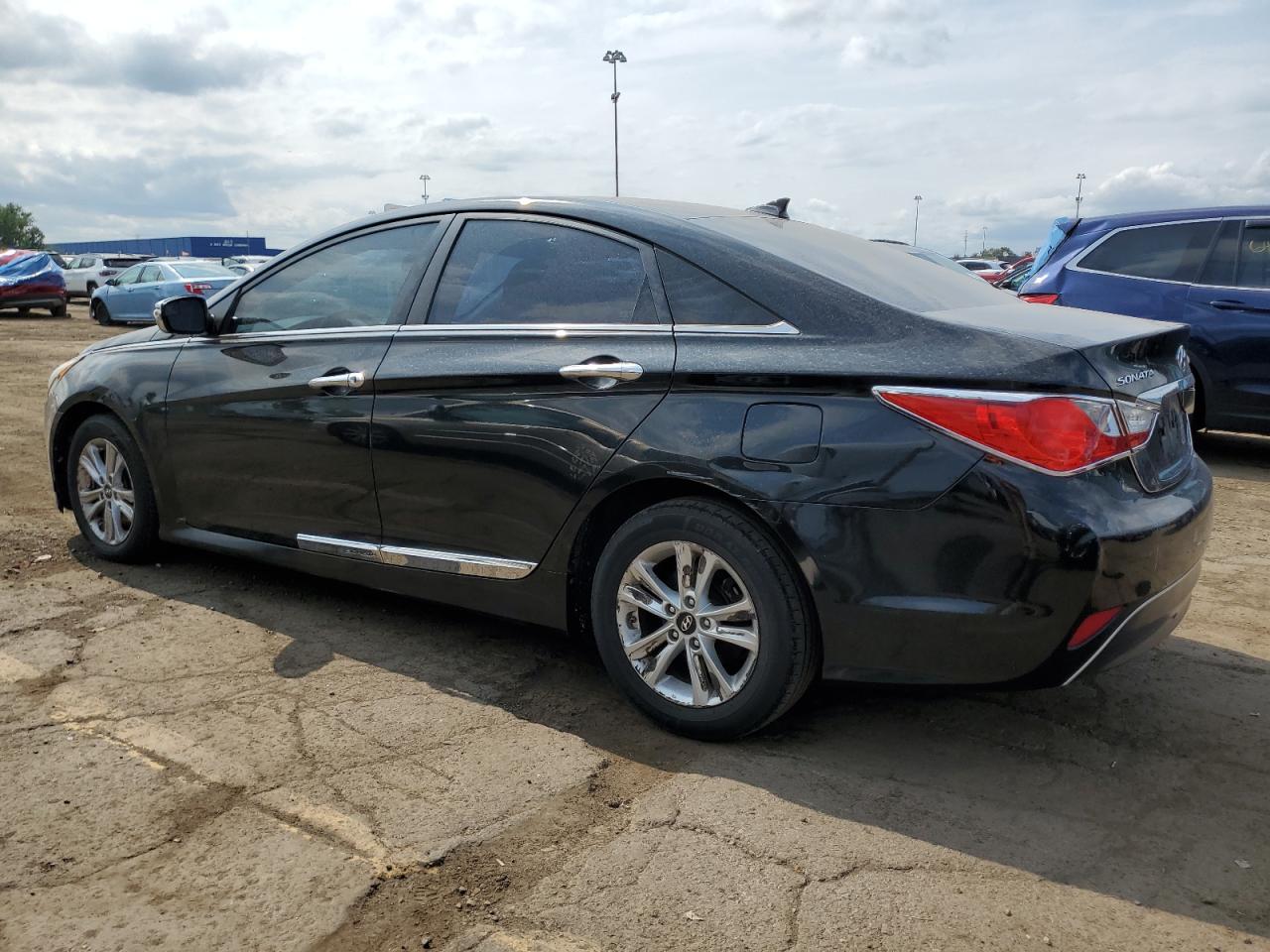 VIN 5NPEB4AC0EH912704 2014 HYUNDAI SONATA no.2