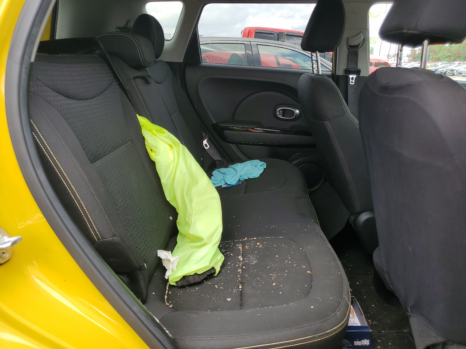 KNDJP3A57F7185627 2015 Kia Soul +