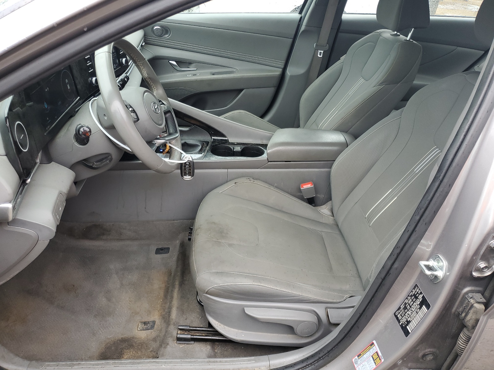 KMHLS4AG6NU337763 2022 Hyundai Elantra Sel