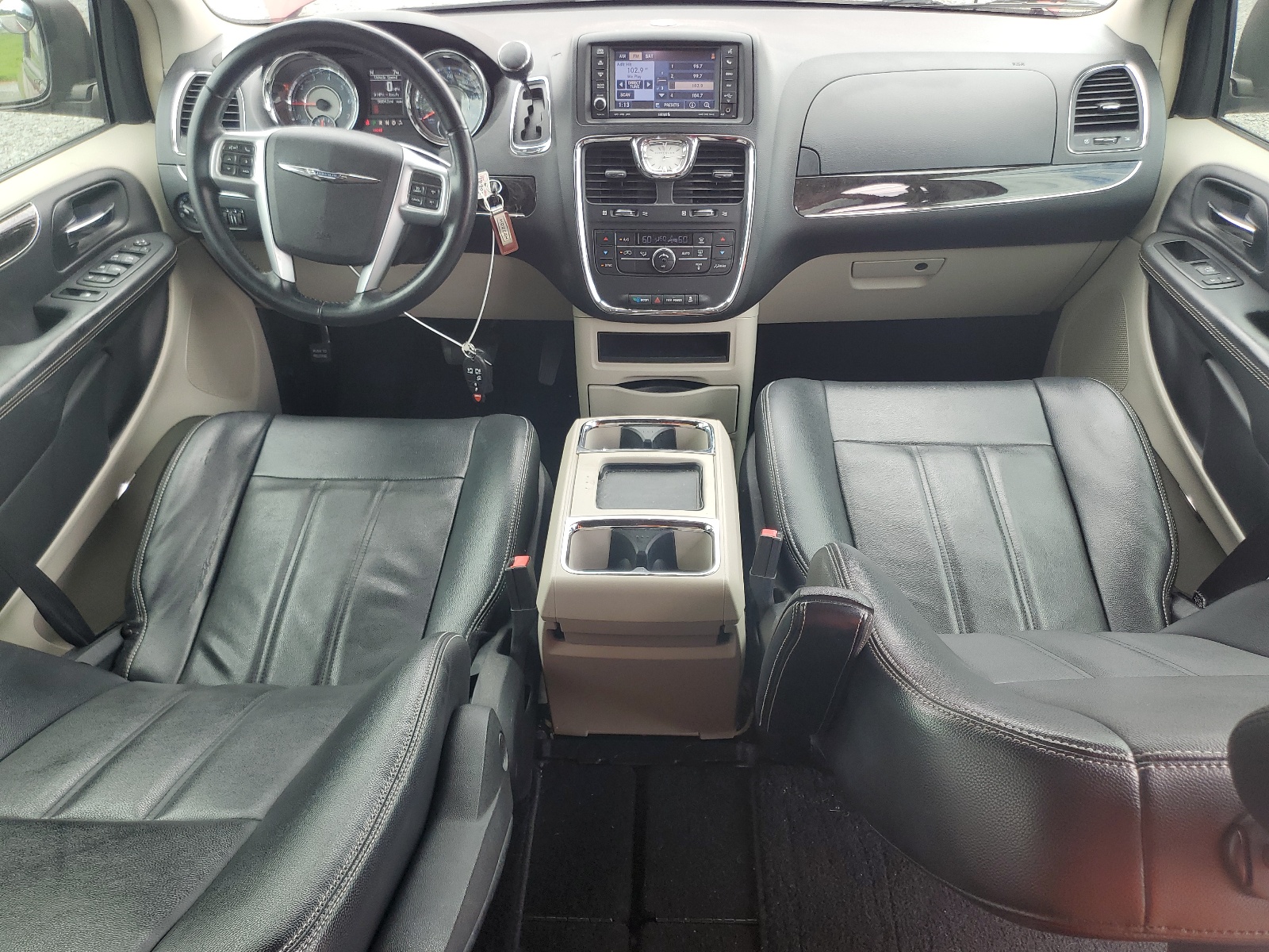 2C4RC1BG3DR603728 2013 Chrysler Town & Country Touring