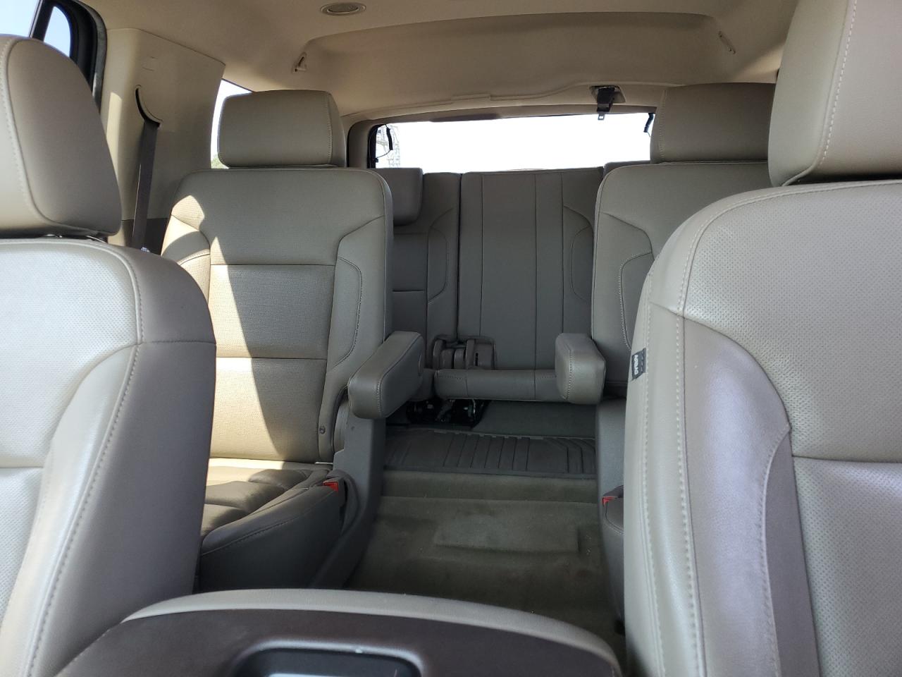 2017 Chevrolet Tahoe K1500 Premier VIN: 1GNSKCKC0HR380306 Lot: 62424124