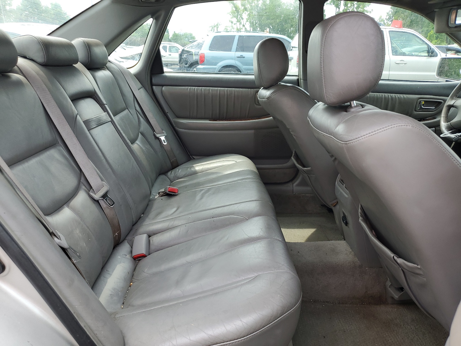 4T1BF28B71U141534 2001 Toyota Avalon Xl