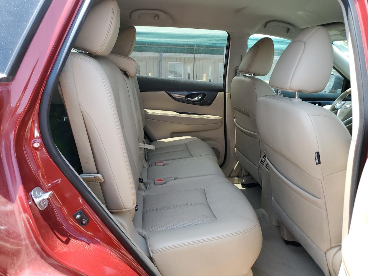 2015 Nissan Rogue S VIN: 5N1AT2MV2FC880537 Lot: 64403234