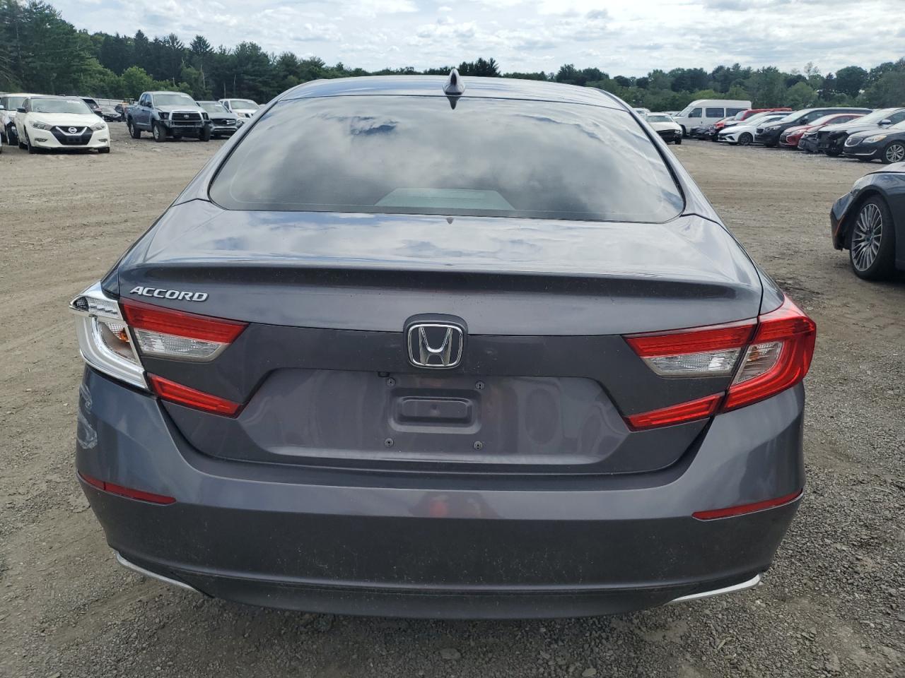 1HGCV1F58JA016094 2018 Honda Accord Exl