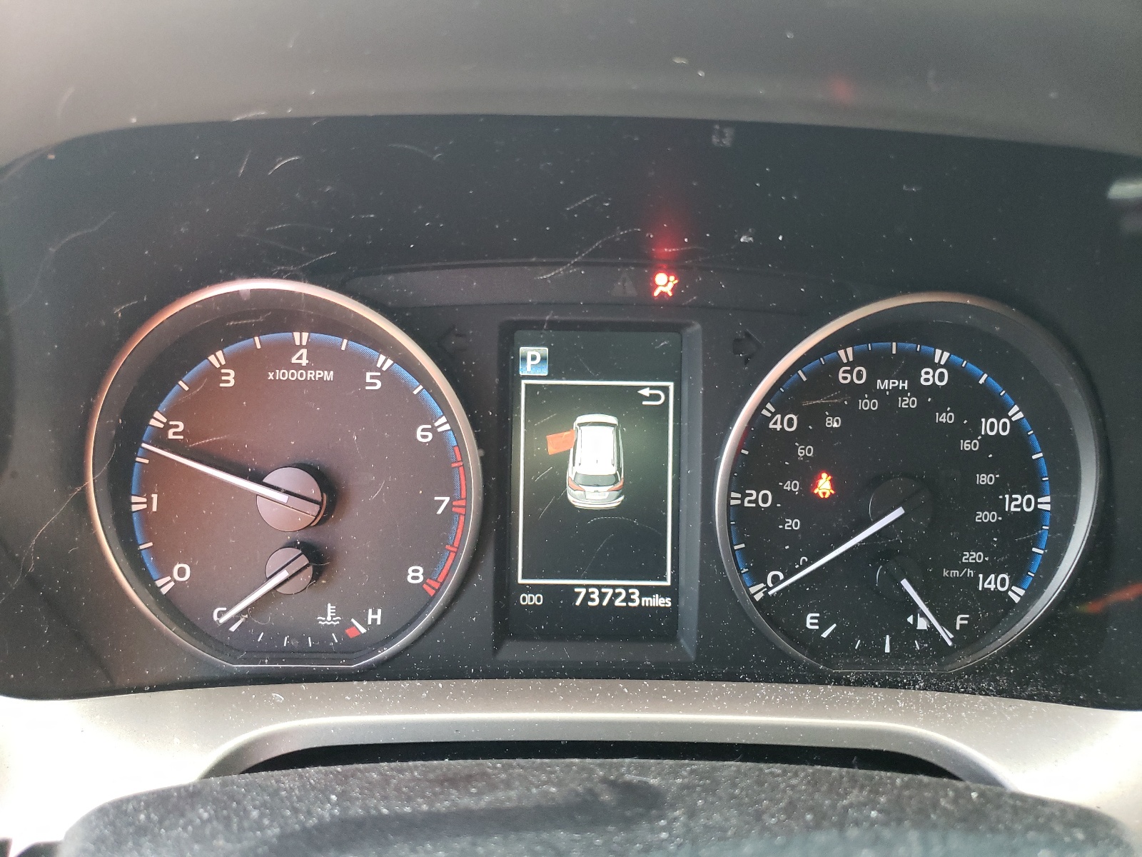 JTMBFREV4HJ111897 2017 Toyota Rav4 Le