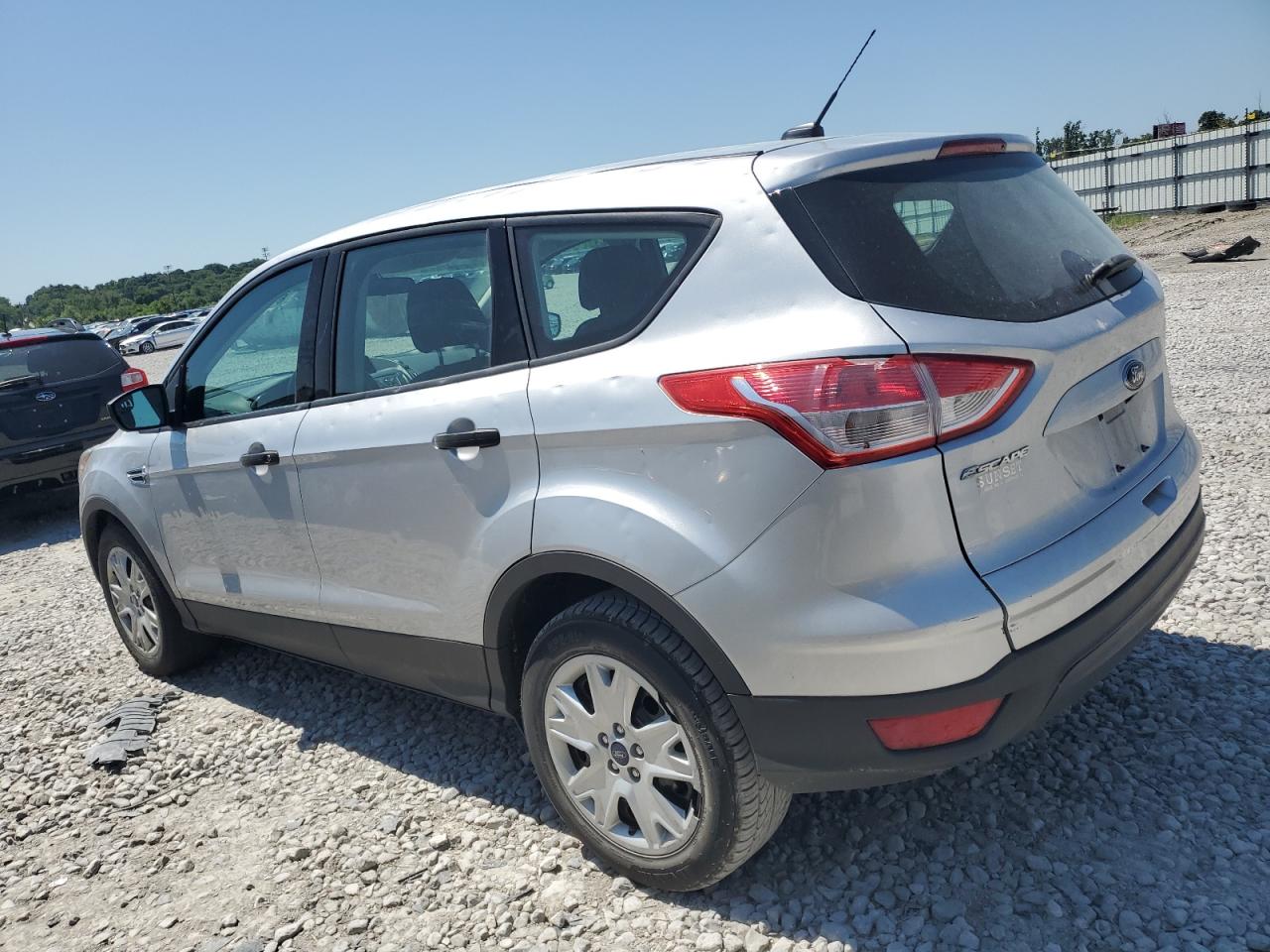 1FMCU0F76FUB05757 2015 Ford Escape S