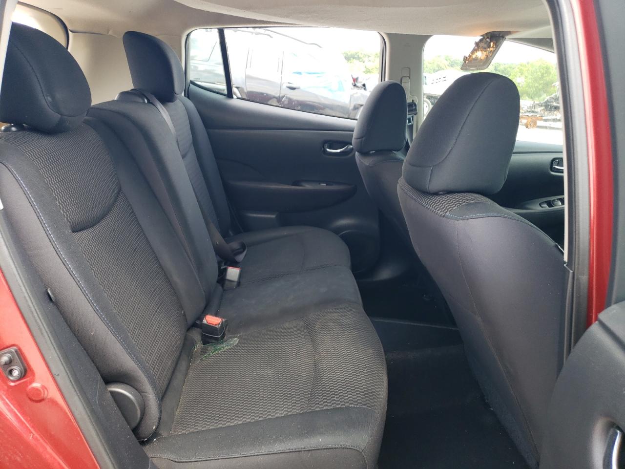 2015 Nissan Leaf S VIN: 1N4AZ0CPXFC307353 Lot: 64139124