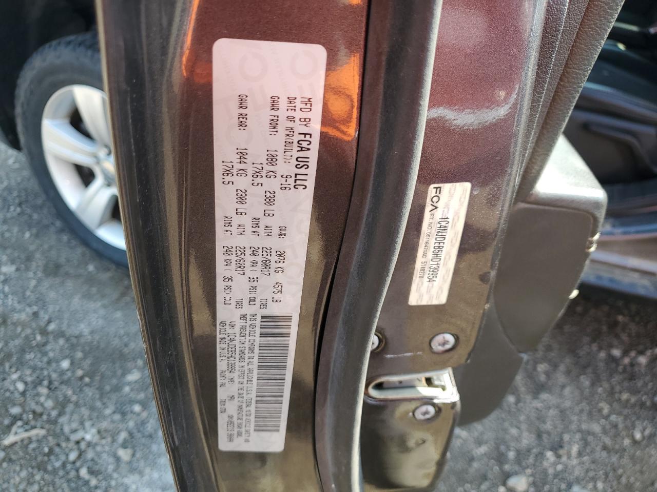 2017 Jeep Compass Latitude VIN: 1C4NJDEB5HD139954 Lot: 62290774