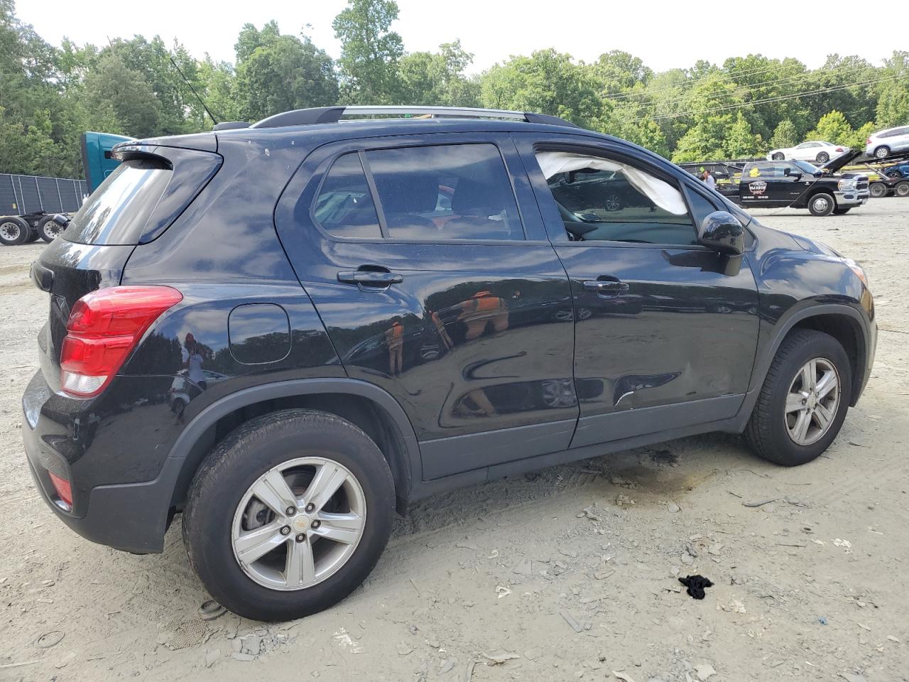 KL7CJPSM0MB362159 Chevrolet Trax 1LT 3