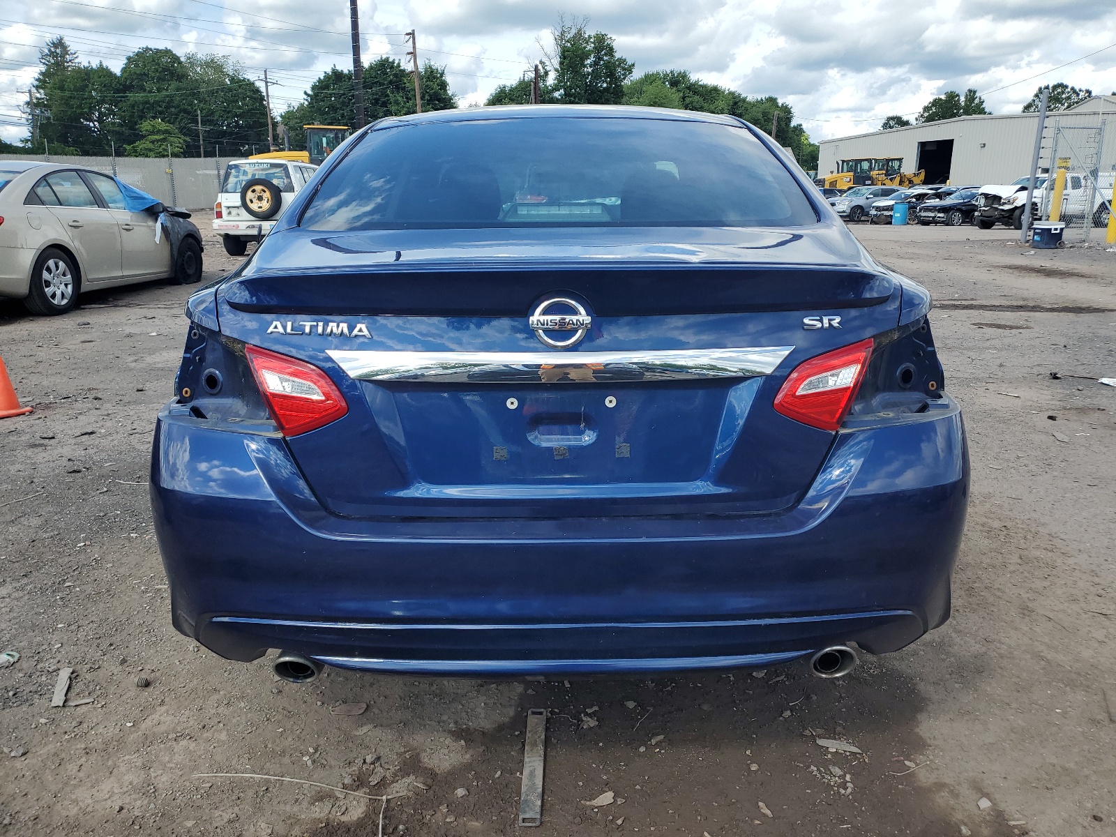 2016 Nissan Altima 2.5 vin: 1N4AL3AP8GC220736