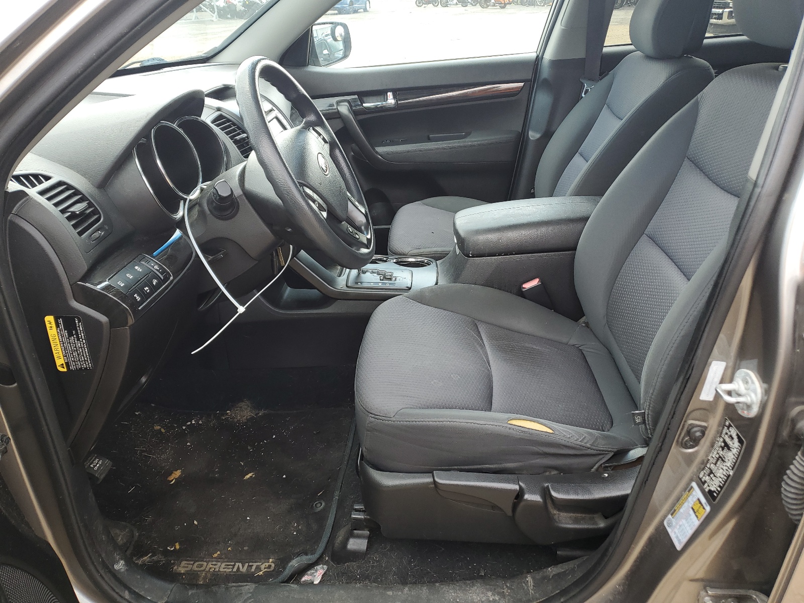 5XYKTDA63CG209337 2012 Kia Sorento Base