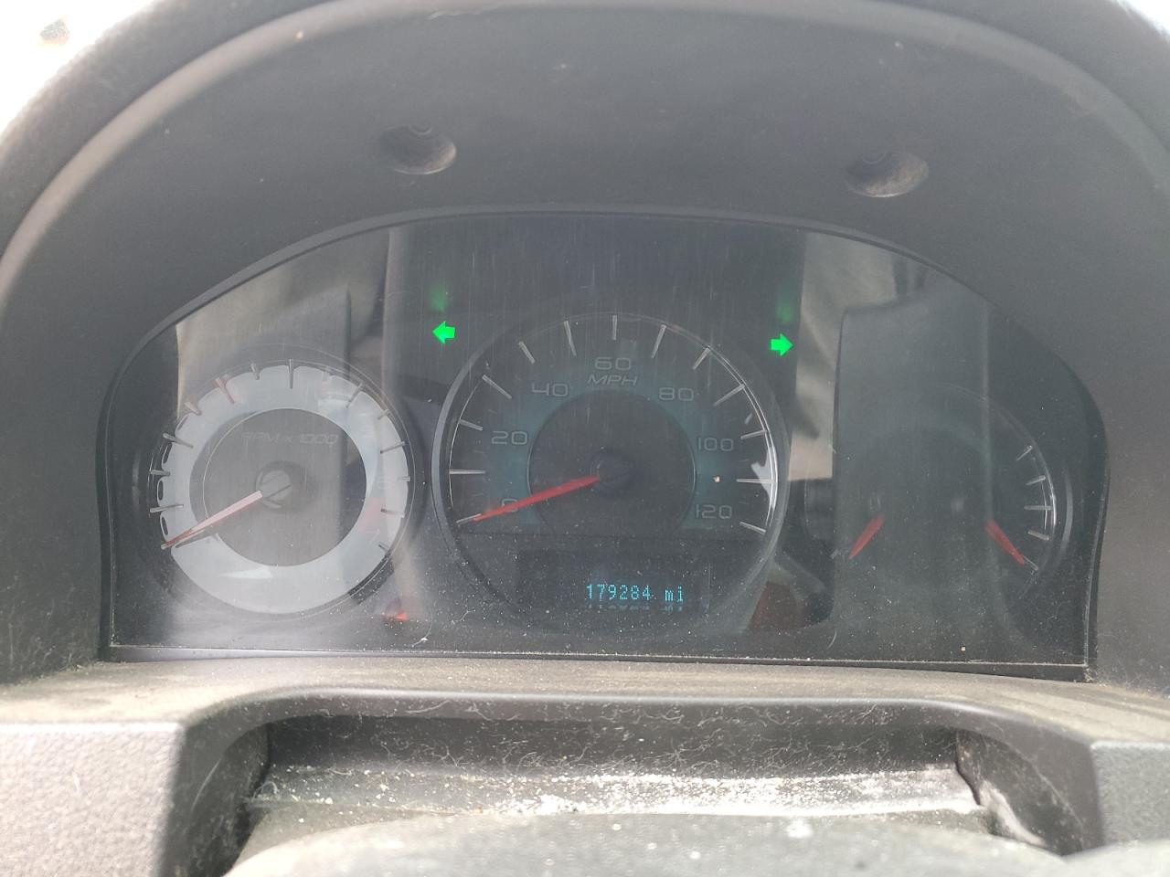 2010 Ford Fusion Se VIN: 3FAHP0HA7AR261385 Lot: 64016694