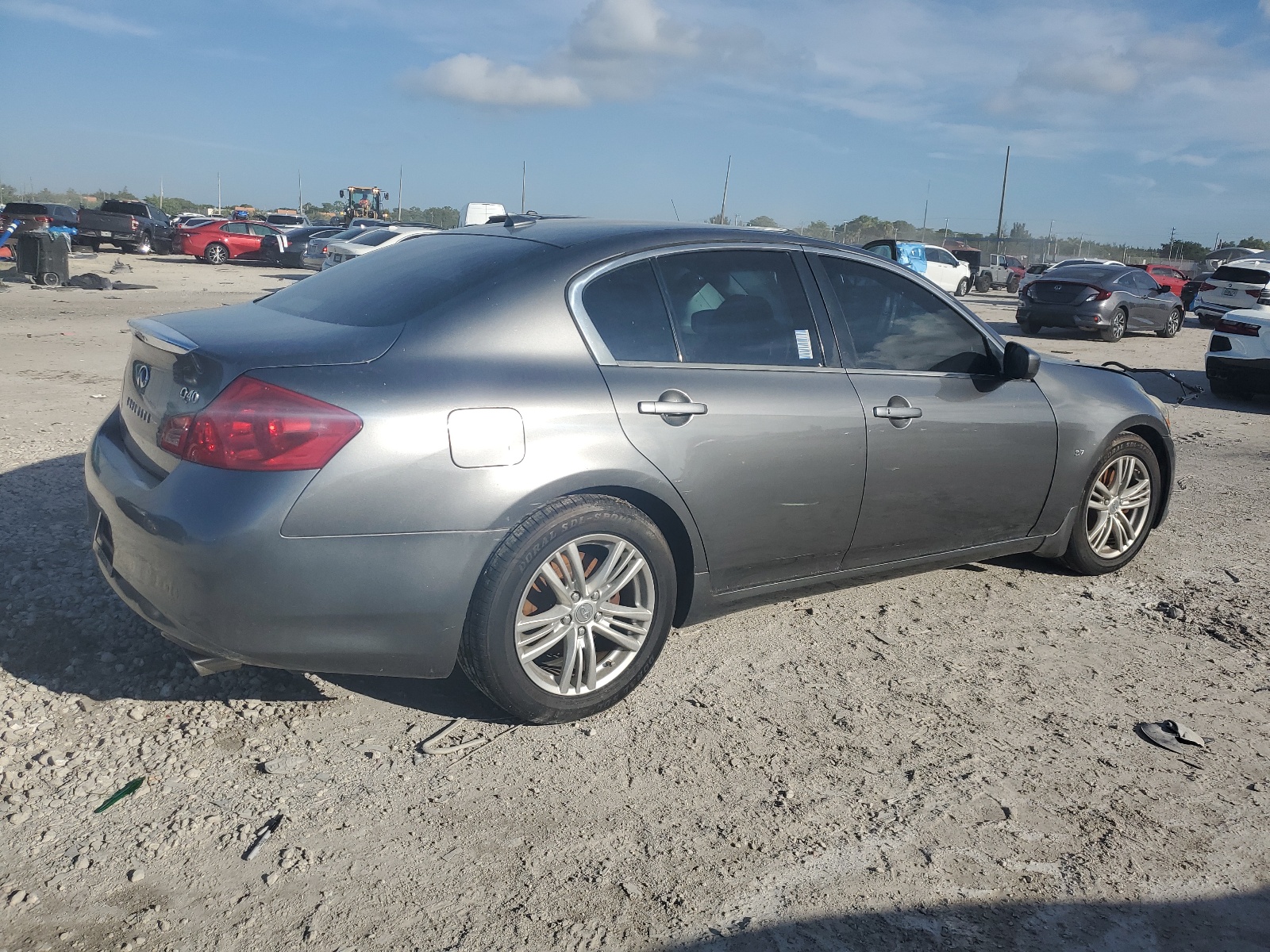 JN1CV6AP0FM503769 2015 Infiniti Q40