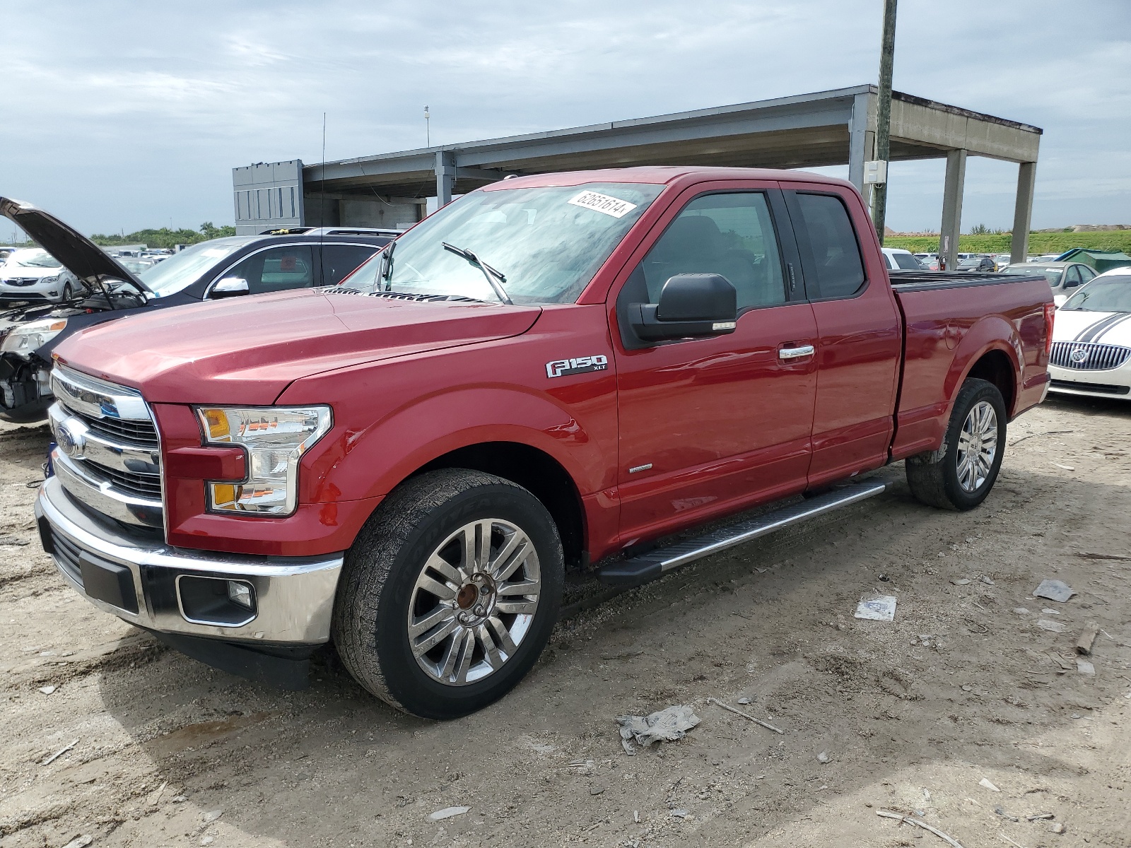 2017 Ford F150 Super Cab vin: 1FTEX1CP8HFA64330