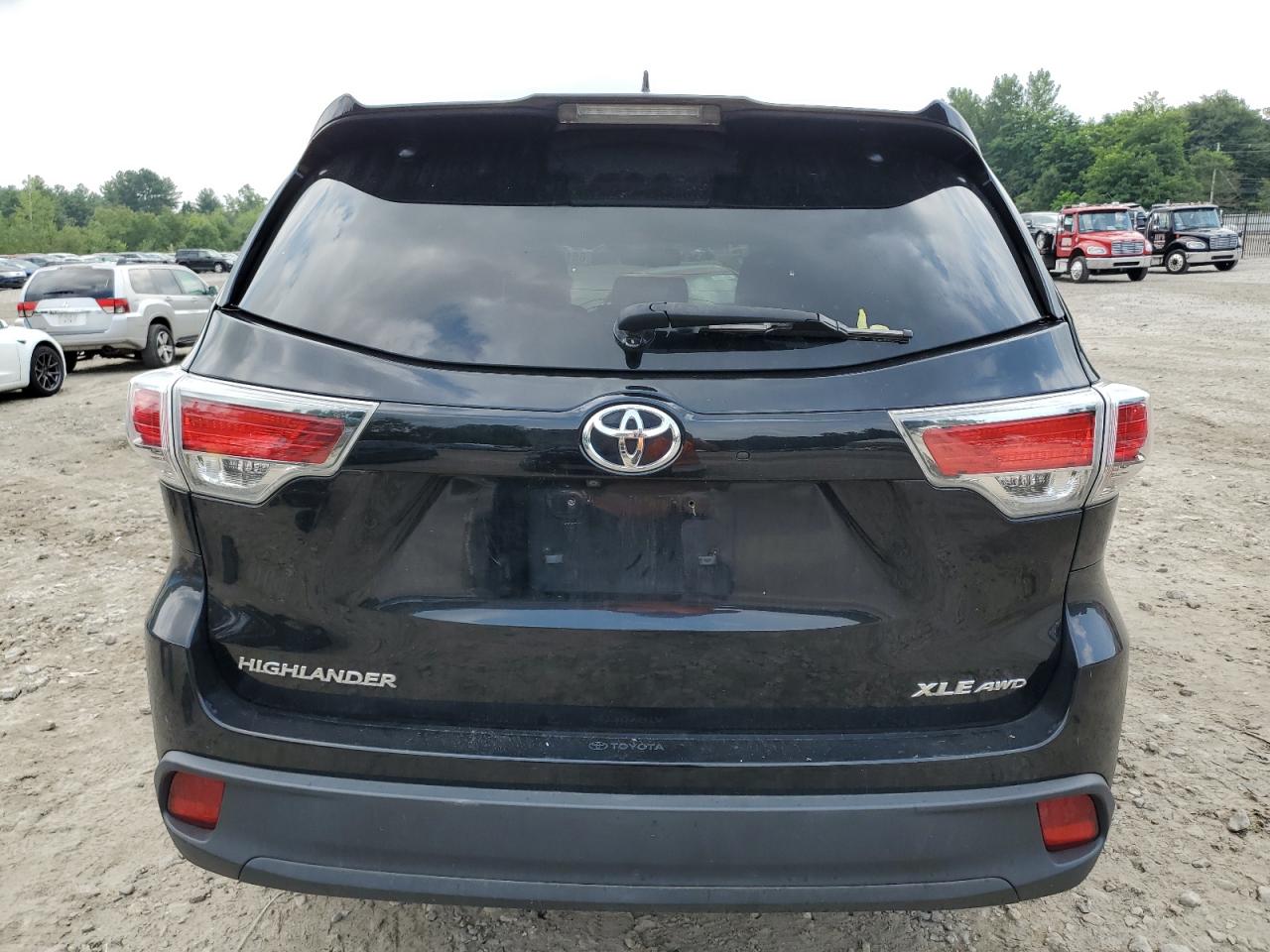 2015 Toyota Highlander Xle VIN: 5TDJKRFH0FS208661 Lot: 65185174